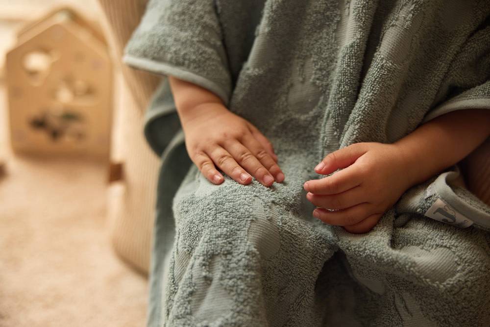 Jollein Badeponcho Frottee Miffy Jacquard - Sea Green Speichern exportieren