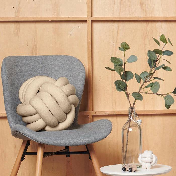 Nordic Coast Company Knotenkissen Strick Beige Bestseller