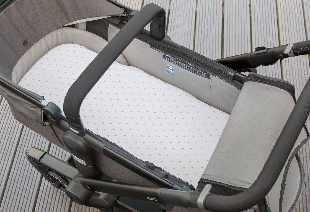 Pinolino Jersey-Spannbetttücher für Wiegen, Anstellbettchen und Kinderwagen im Doppelpack, weiß Großer Ausverkauf
