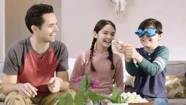 Ravensberger Matratzen The #UpsideDownChallenge Game - Kinderspiel ab 7 Jahren Bis zu 60% Rabatt