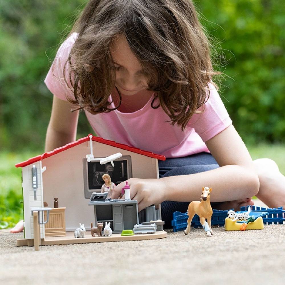 Schleich Tierarzt-Praxis mit Haustieren Fabrikladen