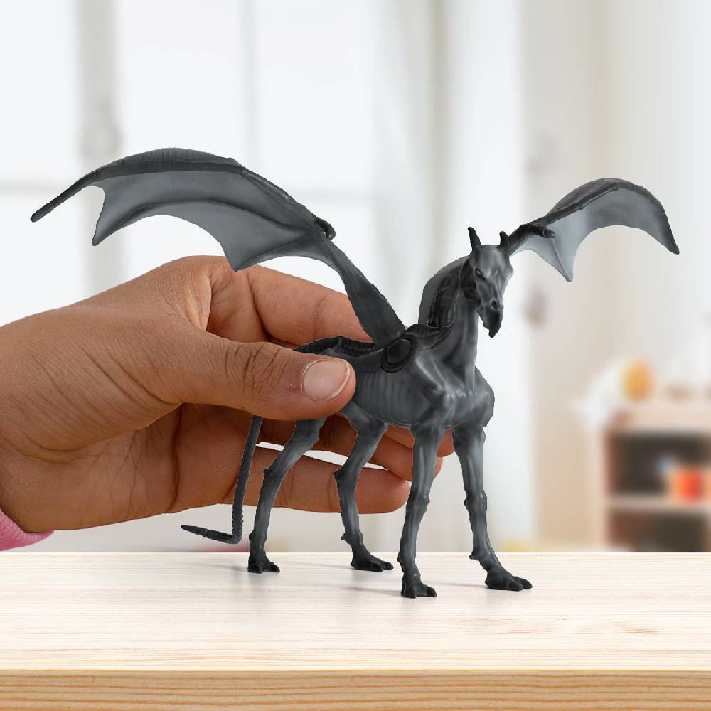 Schleich Thestral Großer Ausverkauf