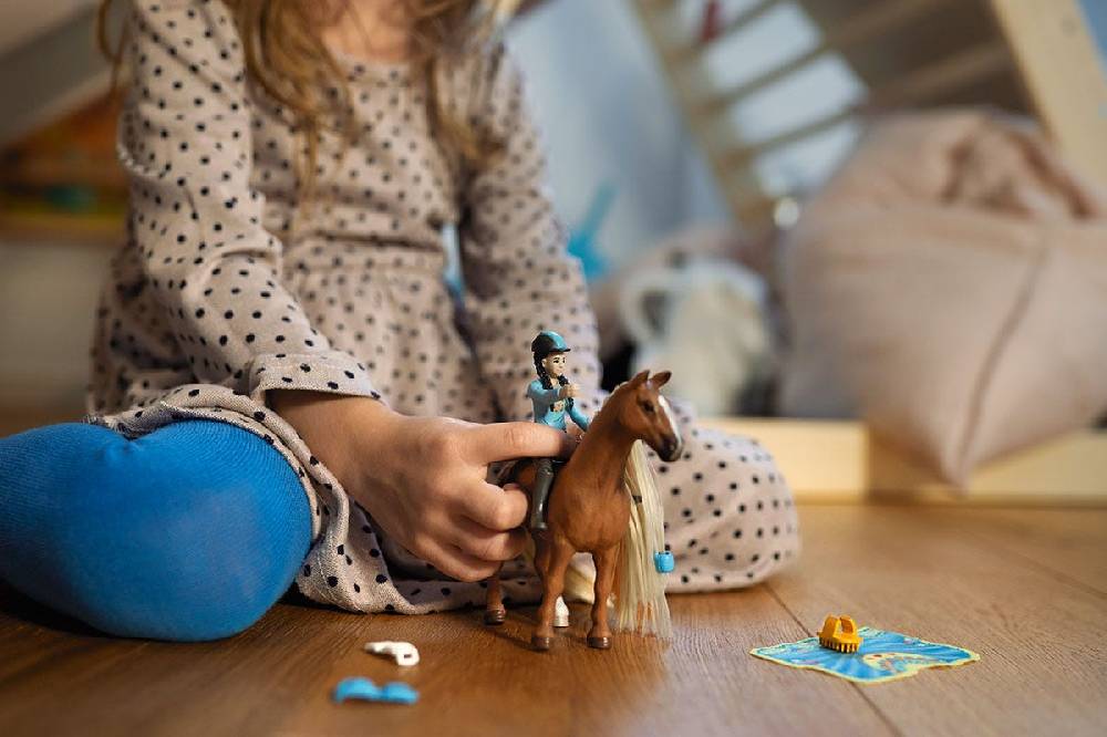 Schleich Kim & Caramelo Starter Set 2025