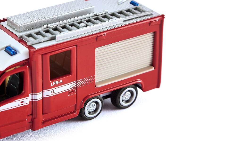 Siku Mercedes-Benz Sprinter 6x6 Feuerwehr 10211300000 Nur noch ein Tag übrig
