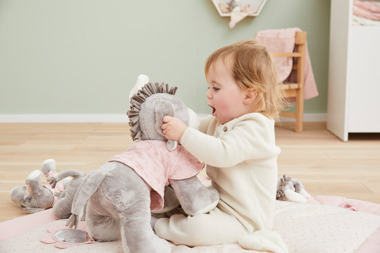 Sterntaler Krabbeldecke Esel Emmi Girl in rosa Riesige Rabatte