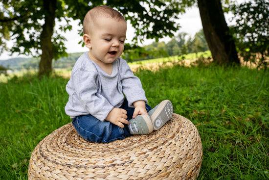 Sterntaler Babyschuh mit elastischen Schnürsenkeln in steingrün Bestseller
