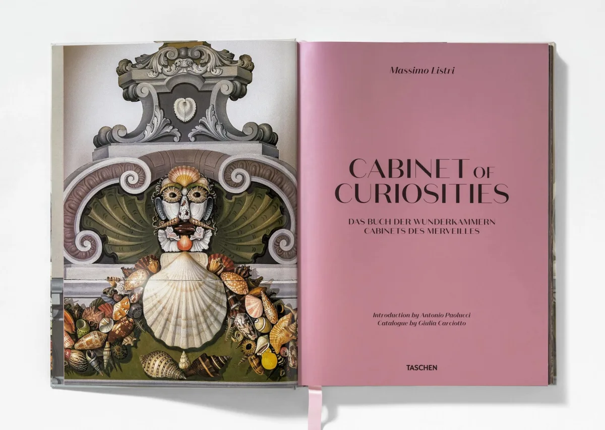 TASCHEN Massimo Listri. Cabinet of Curiosities Kauf eins, bekomm eins gratis