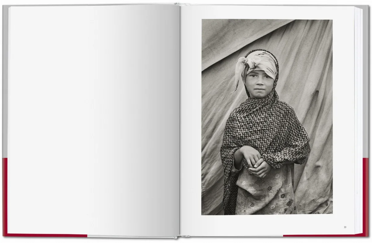 TASCHEN Sebastião Salgado. Children Speichern exportieren