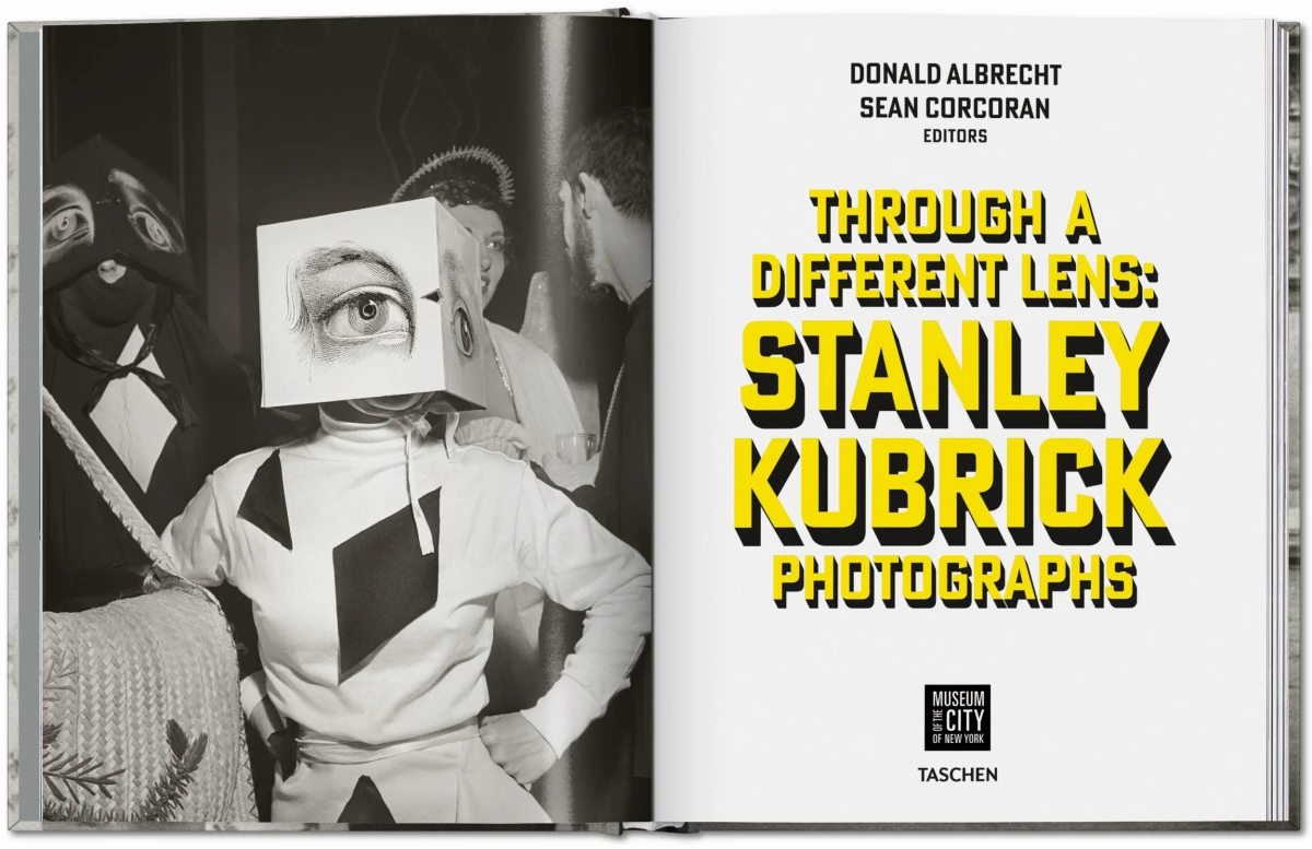 TASCHEN Stanley Kubrick Photographs. Through a Different Lens JETZT KAUFEN