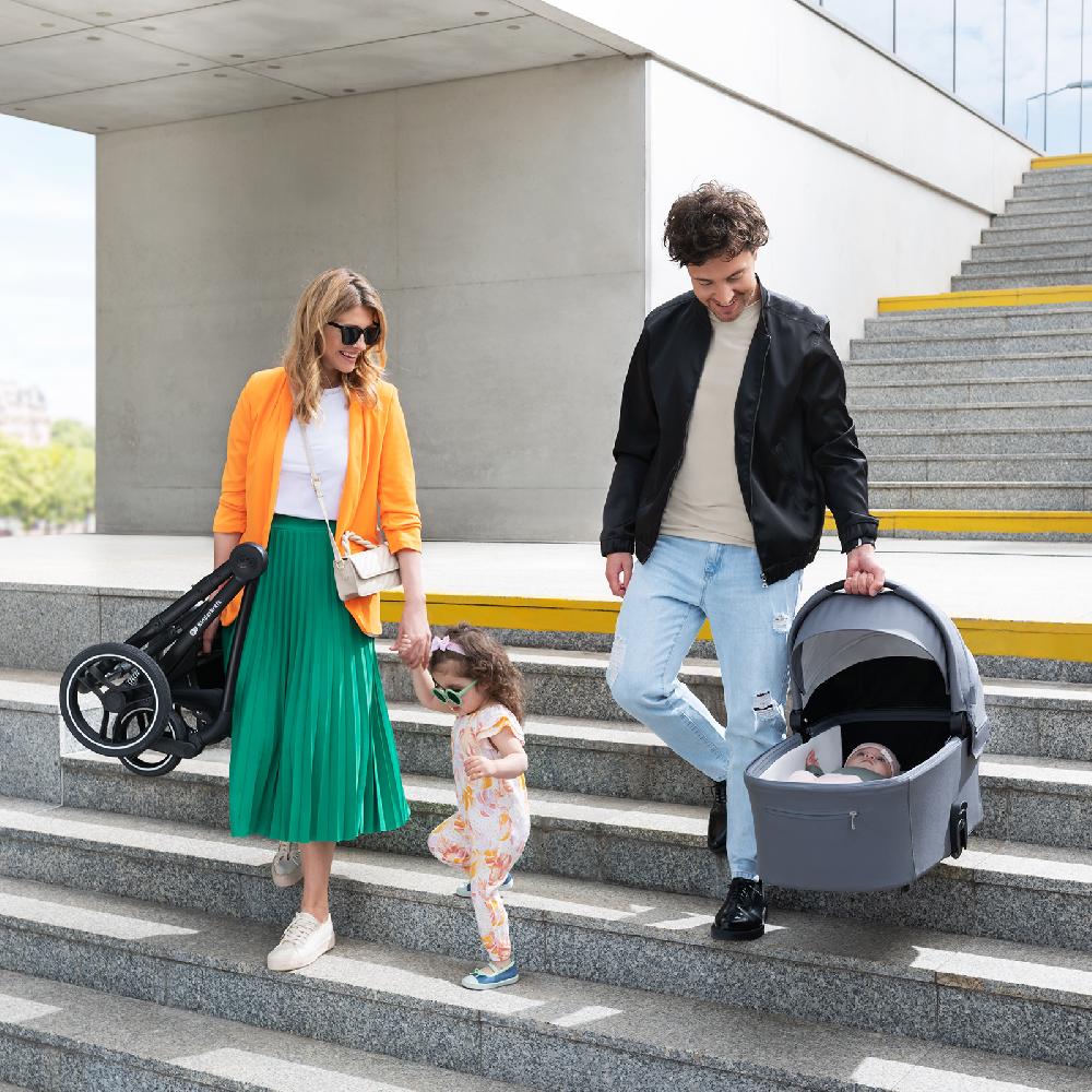 babymarkt Kombikinderwagen NEA 2 in 1 midnight black Begrenzt auf 3 Tage