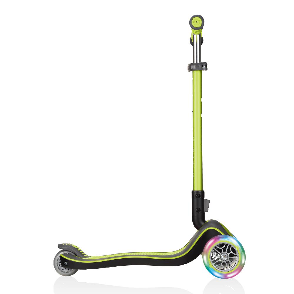babymarkt Scooter ELITE DELUXE LIGHTS mit Leuchtrollen lime grün 2025