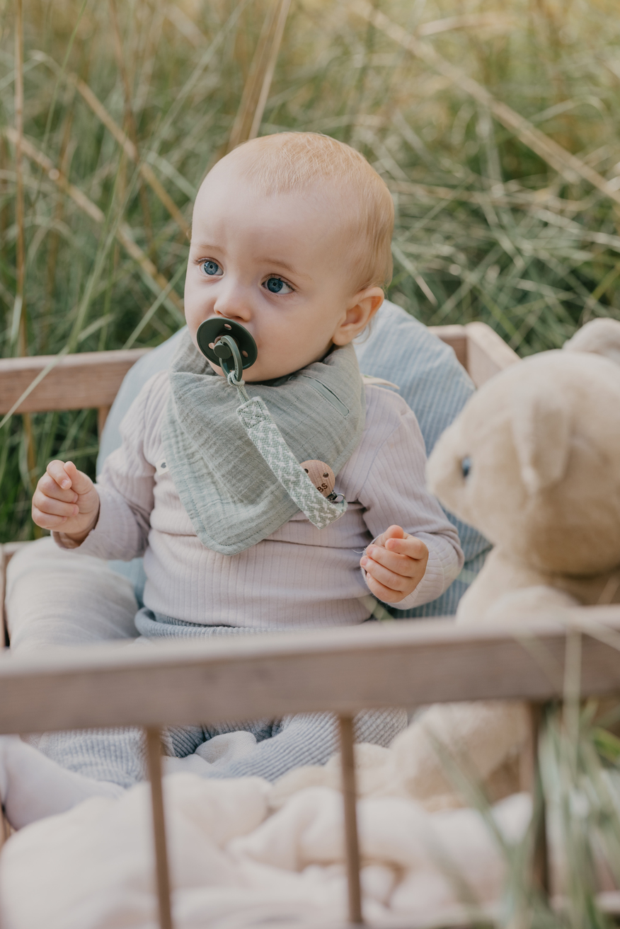 babymarkt Schnullerkette Sage/Ivory Riesige Ersparnisse