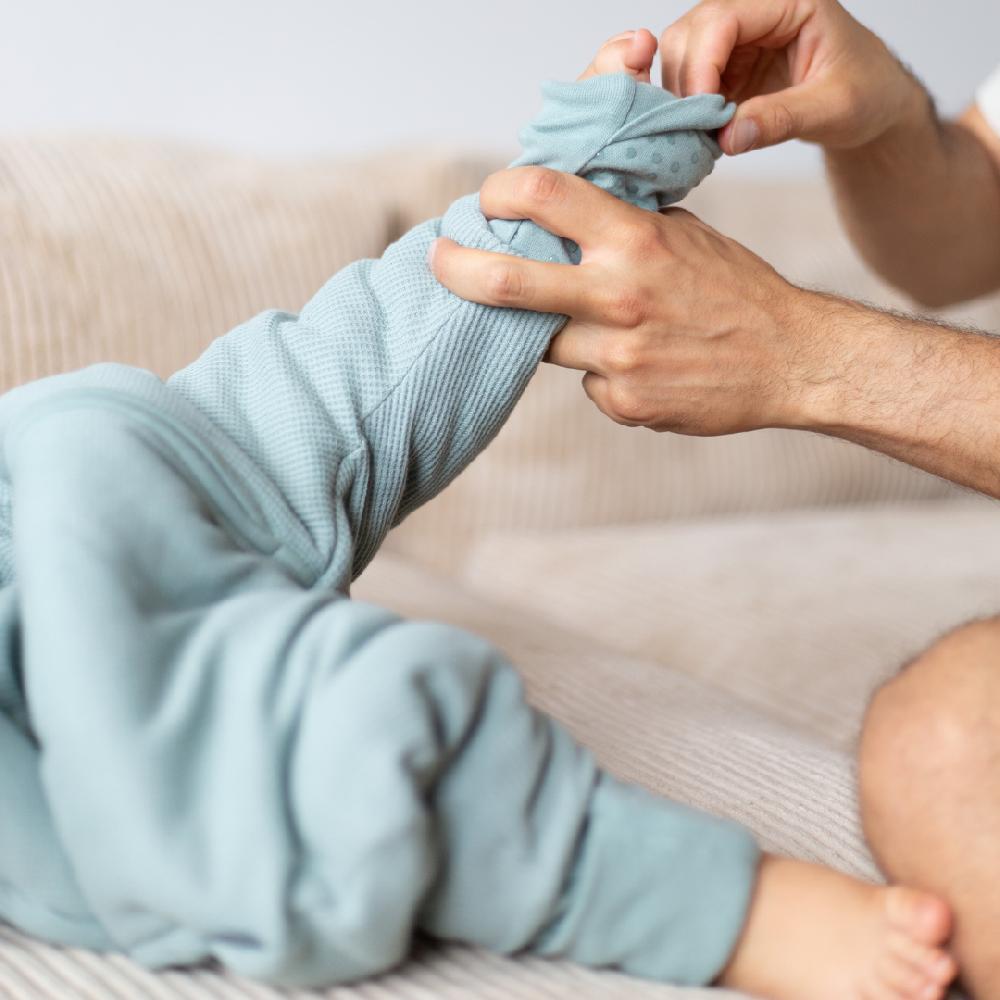 babymarkt emma & noah Schlafsack mit Umschlag-Füßen Essential Mint Heißer Verkauf