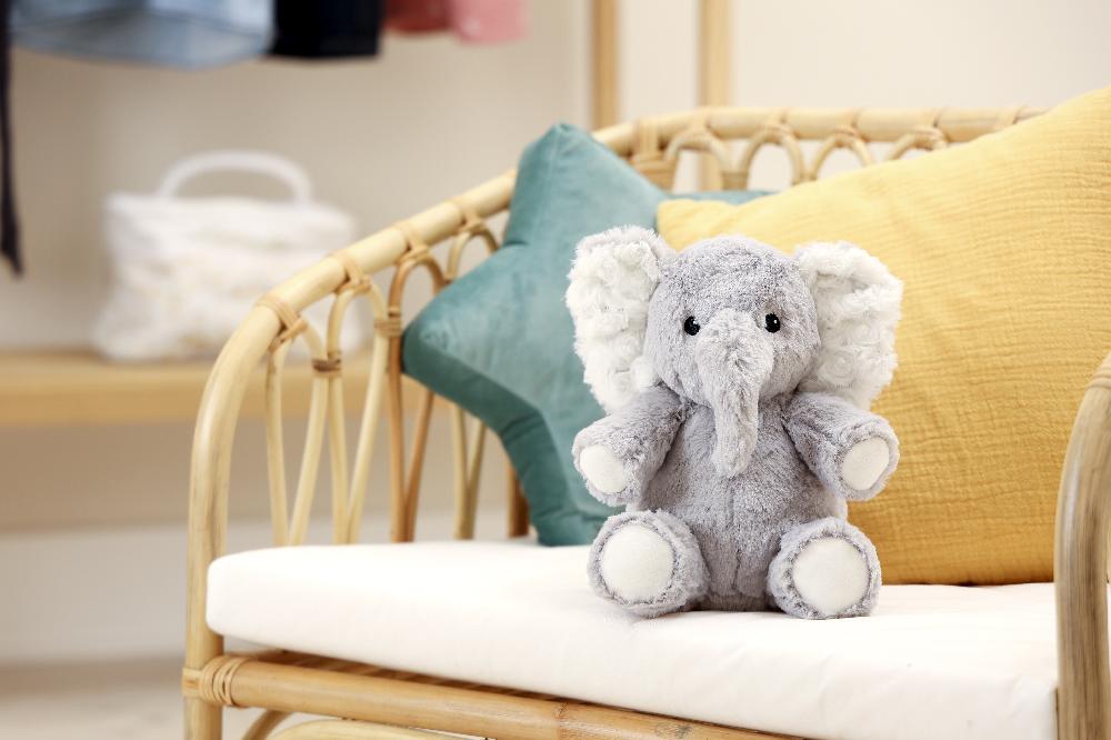 babymarkt cloud-bEli der Elefant on the Go Grau Neueste Stile