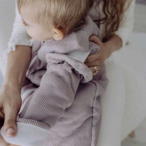 babywalz emma & noahWinterschlafsack mit abnehmbaren Ärmeln 3.5 TOG Essential Berry Begrenzt auf 3 Tage