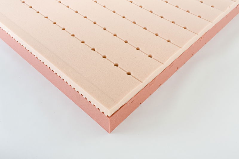 babyonlineshop Träumeland Zirbenduft Matratze 100 x 200 cm mit Zirbenspänen Super Rabatt