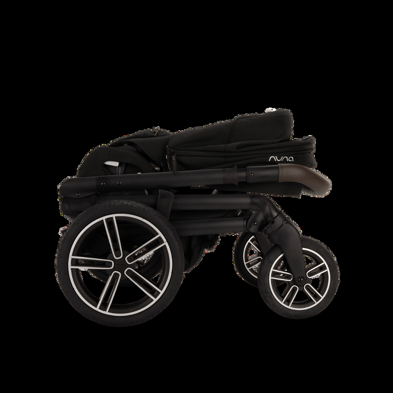 babyonlineshop Nuna MIXX next Kinderwagen mit magnetischem Verschluss inkl. Kniedecke Adapter Regenverdeck & braunem Ledergriff Caviar Muttertagsangebot