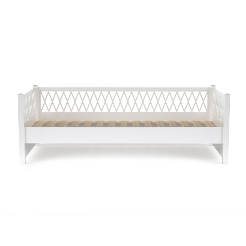 babyonlineshop CamCam Copenhagen Harlequin Tagesbett - Weiß